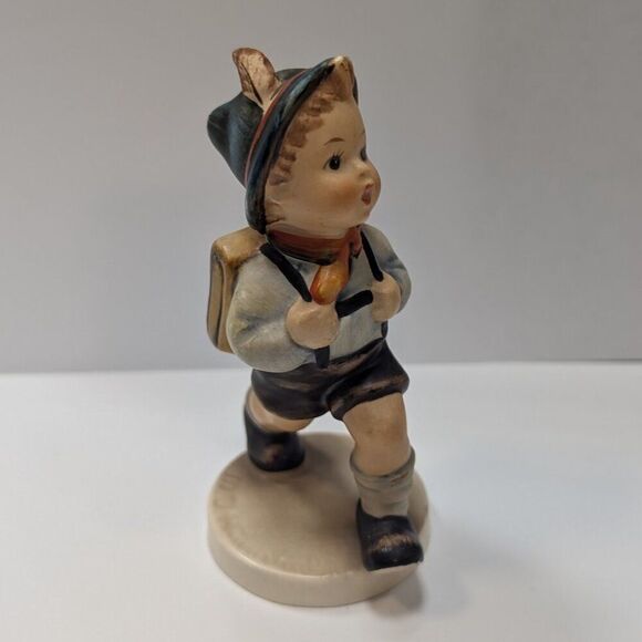 School Boy by M J Hummel Figurine. - Picture 4 of 4